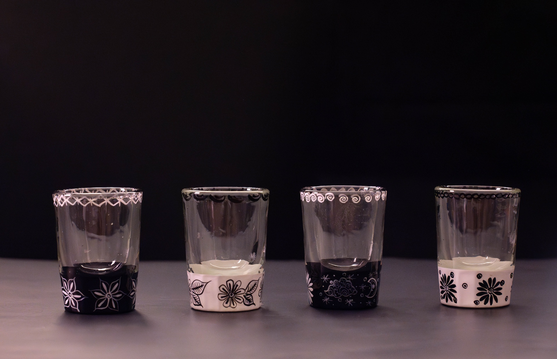 Vasos tequileros — base pintada a mano