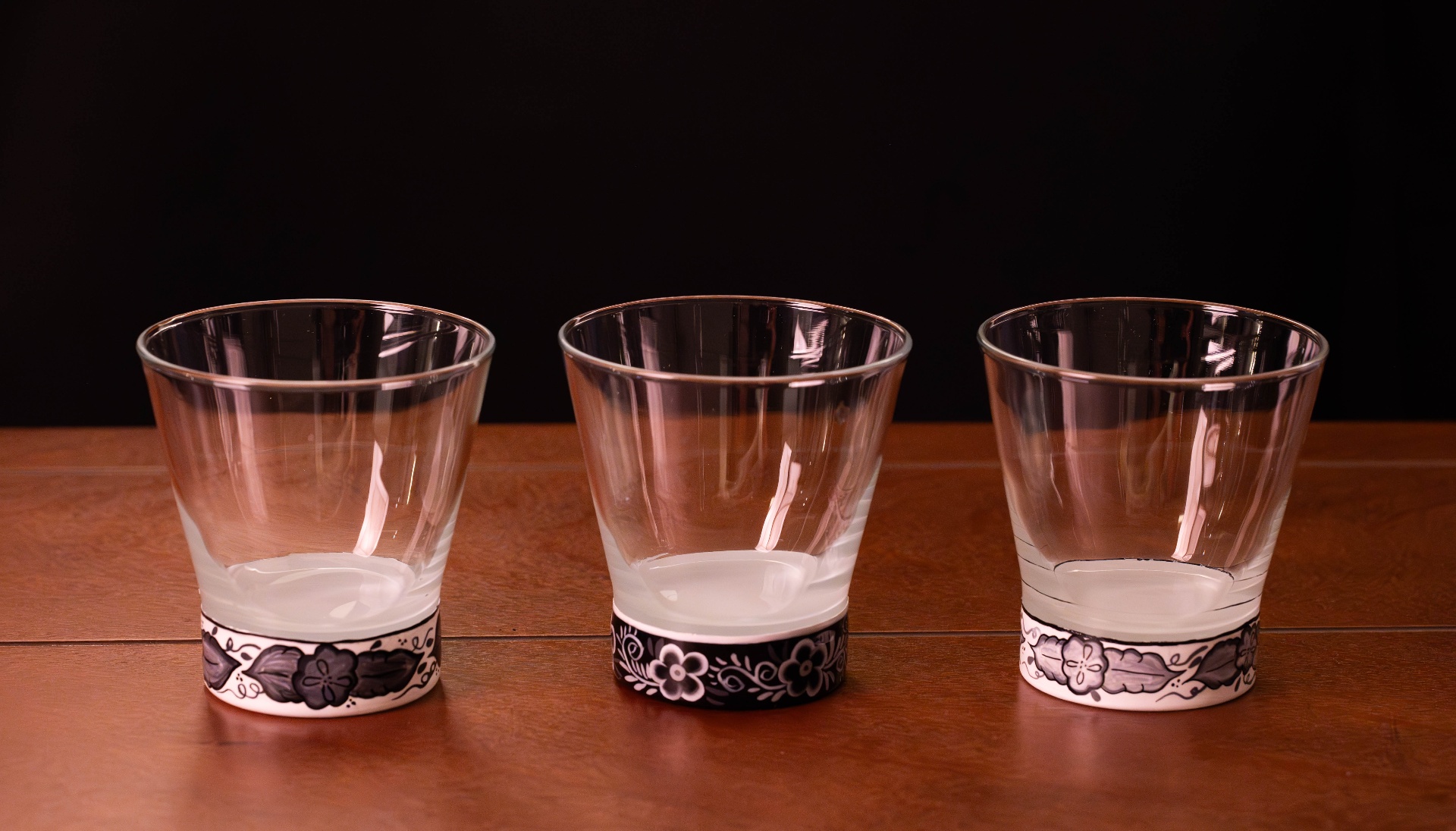 Vasos — base pintada a mano